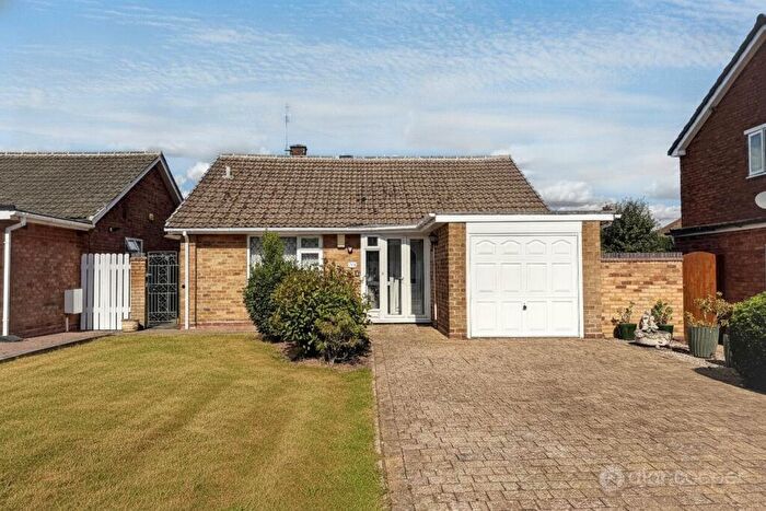 2 Bedroom Detached Bungalow For Sale In Meadowside, Whitestone, Nuneaton, CV11