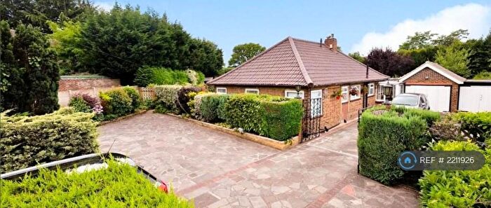 5 Bedroom Detached House To Rent In Crofton Lane, Orpington, BR5