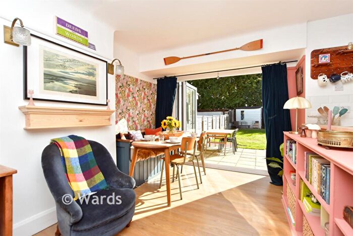 3 Bedroom Terraced House For Sale In Blenheim Avenue, Chatham, Kent, ME4