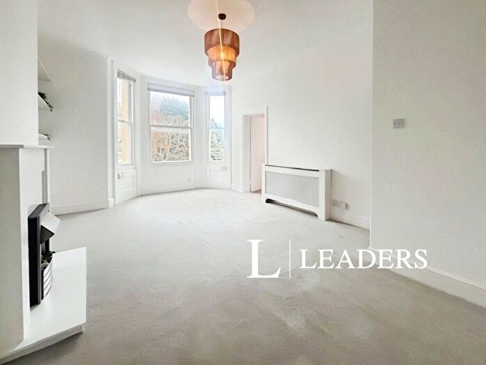 2 Bedroom Flat To Rent In Norton Road, Hove, BN3
