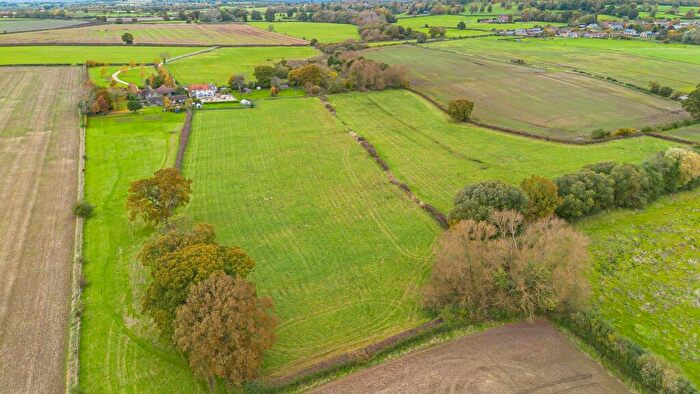 4 Bedroom Detached House For Sale In Fernham, Faringdon, Oxfordshire, SN7