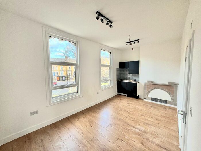 1 Bedroom Studio To Rent In Sandringham Road, London, E8