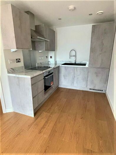 1 Bedroom Flat To Rent In Atkinson Street, Hunslet, Leeds, LS10