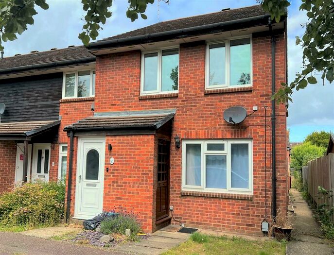 1 Bedroom Apartment To Rent In Ramblers Way, Welwyn Garden City, AL7