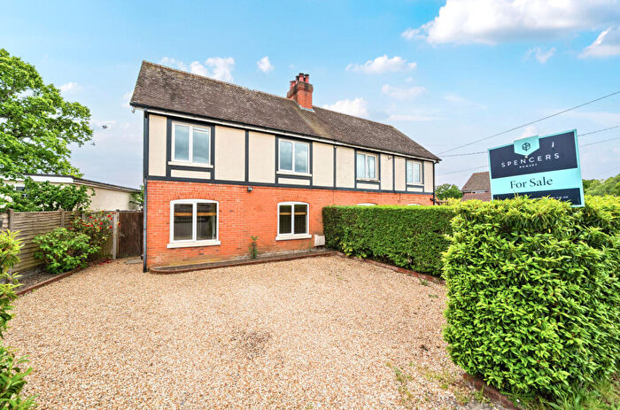 2 Bedroom Semi-Detached House For Sale In Southampton Road, Cadnam, Southampton, SO40