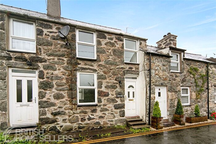 2 Bedroom Terraced House For Sale In Chwilog, Pwllheli, Gwynedd, LL53