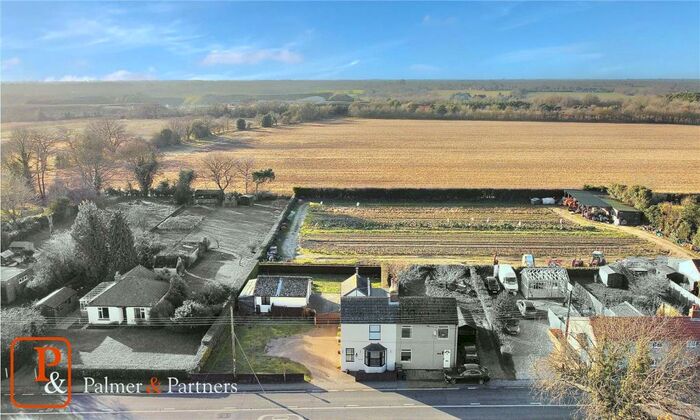 3 Bedroom Semi-Detached House For Sale In The Heath, Tattingstone, Ipswich, Suffolk, IP9