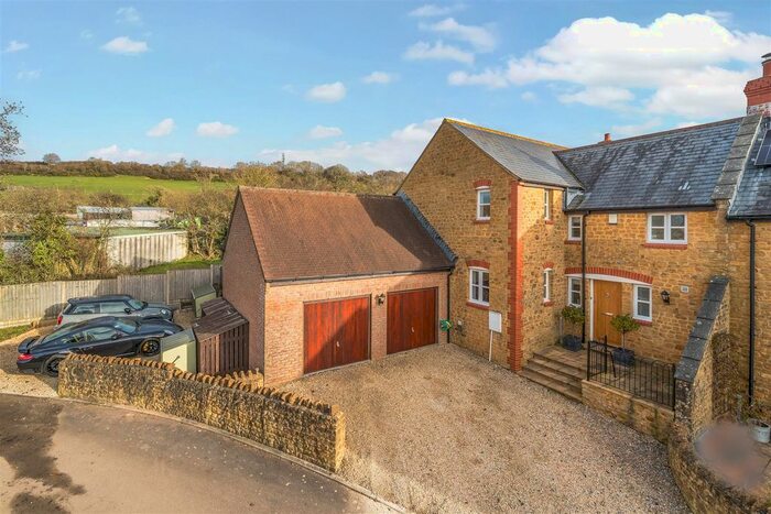 5 Bedroom Semi-Detached House For Sale In St. Marys View, West Coker, Yeovil, BA22