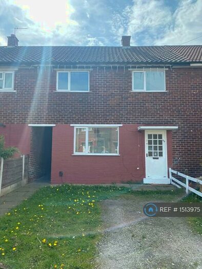 3 Bedroom Semi-Detached House To Rent In Foxhill Road, Eccles, M30