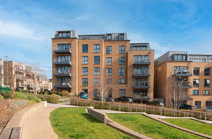 2 Bedroom Flat To Rent In Inglis Way, Vistas Point, NW7