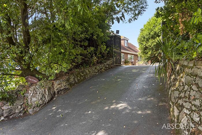 4 Bedroom Detached House For Sale In Furzehill Road, Torquay, TQ1