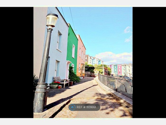 2 Bedroom Terraced House To Rent In Ambra Vale South, Bristol, BS8