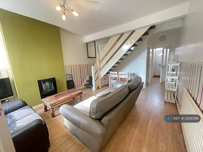 4 Bedroom Terraced House To Rent In Windermere Street, Leicester, LE2