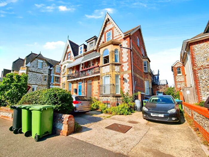 1 Bedroom Flat To Rent In St Catherines Road, Littlehampton, BN17