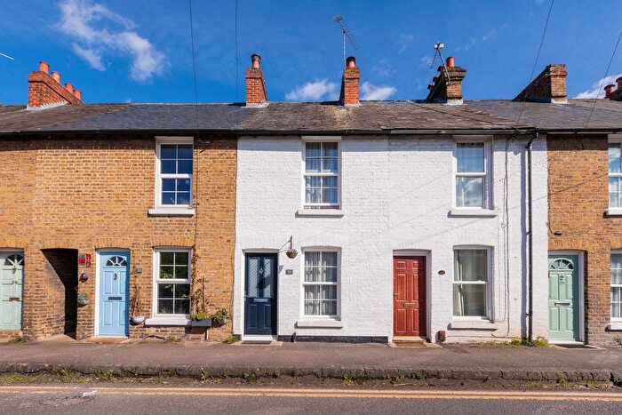 2 Bedroom Terraced House For Sale In Ray Street, Maidenhead, SL6