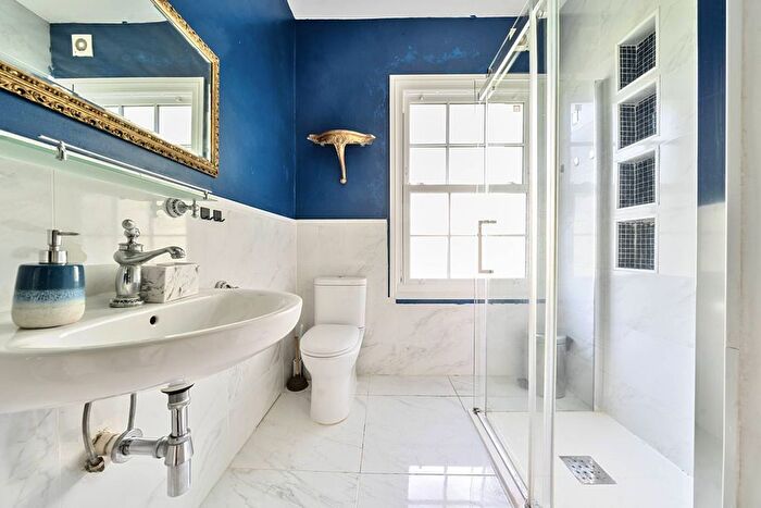 1 Bedroom Flat For Sale In Coldharbour Lane, Brixton, Brixton, London, SW9