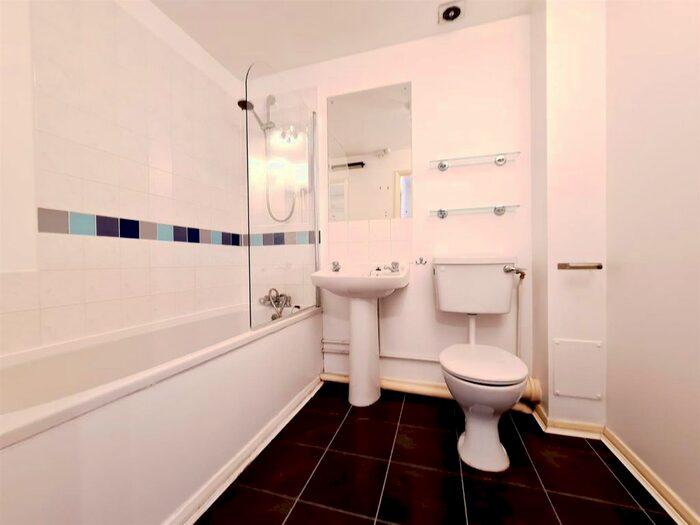 1 Bedroom Flat To Rent In Hispano Mews, Enfield, EN3