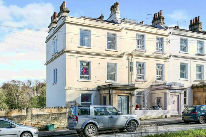 1 Bedroom Apartment To Rent In Wellsway, Bath, BA2