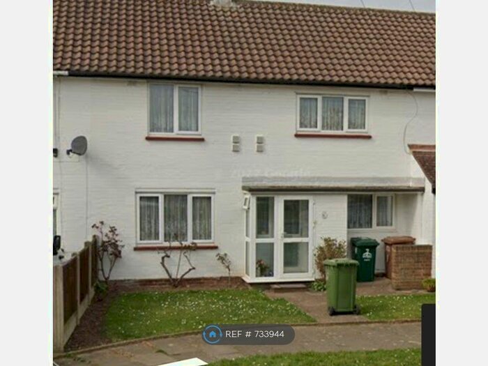 4 Bedroom Terraced House To Rent In Caledonia Road, Staines-Upon-Thames, TW19