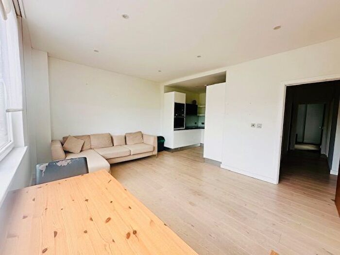 2 Bedroom Flat To Rent In Orsman Road, London, N1