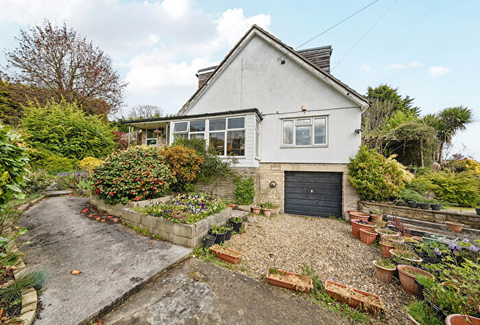4 Bedroom Detached House For Sale In Fosseway, Clandown, Radstock, Somerset, BA3