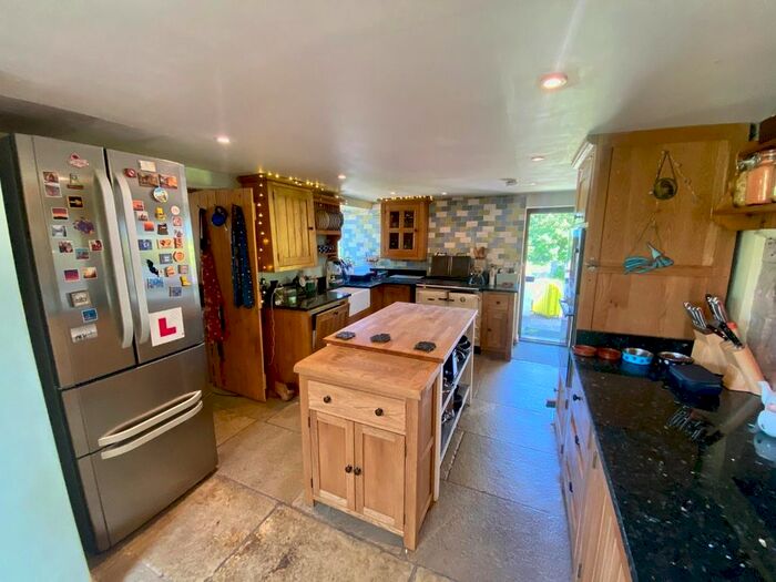 2 Bedroom Barn Conversion For Sale In Salters Lane, Matlock, DE4
