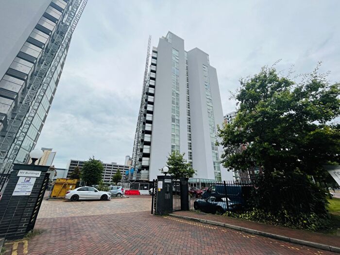 1 Bedroom Flat To Rent In The Quays, Salford, Lancashire, M50