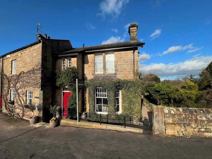 4 Bedroom Semi-Detached House For Sale In Birstwith, Harrogate, HG3