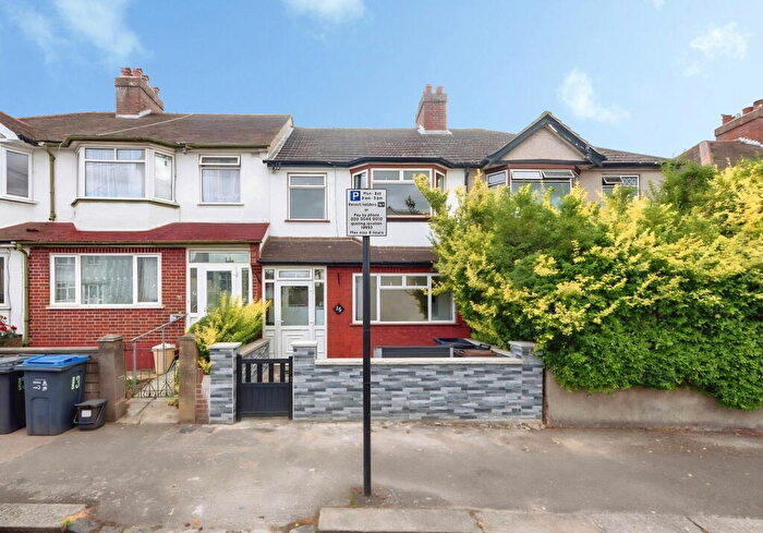 3 Bedroom Terraced House For Sale In Pitt Road, Thornton Heath, CR7