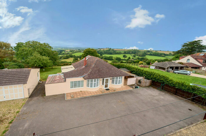 3 Bedroom Bungalow For Sale In Gibbet Lane, Nr Pensford, Bristol, Somerset, BS14