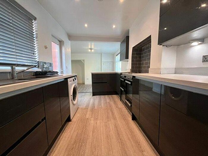 3 Bedroom Semi-Detached House To Rent In Whitehall Terrace, Lincoln, LN1