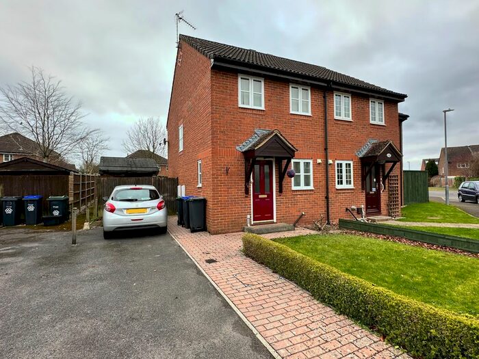 2 Bedroom Semi-Detached House To Rent In Tanners Field, Amesbury, SP4