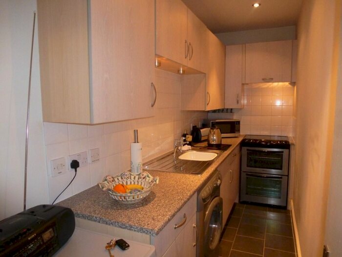 1 Bedroom Flat To Rent In Charlotte Street, City Centre, Aberdeen, AB25