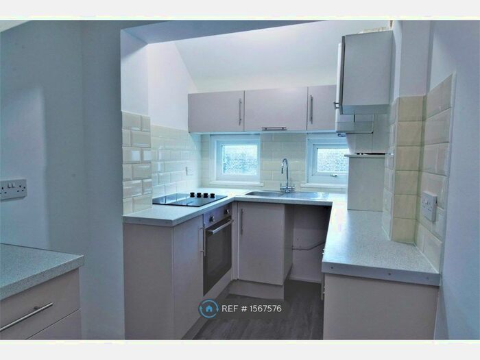 1 Bedroom Flat To Rent In Priory Gate Road, Dover, CT17