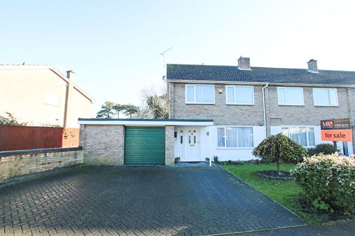 3 Bedroom Semi Detached House For Sale In Orchard Way, Burwell, Cambridge, CB25