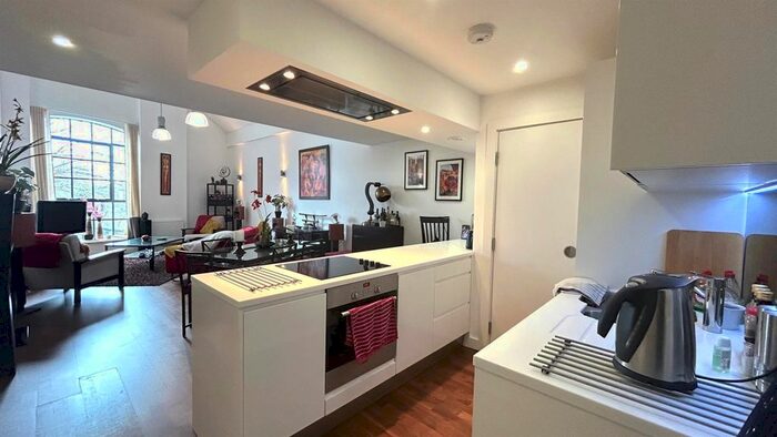 2 Bedroom Flat To Rent In Drew House, Wharf Street, SE8