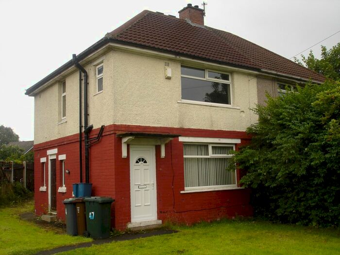 3 Bedroom Semi-Detached House To Rent In Griffe Drive, Wyke, Bradford, West Yorkshire, BD12