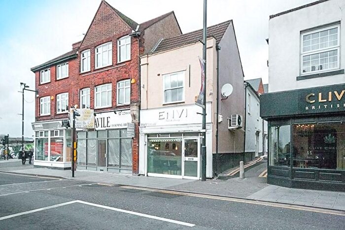 1 Bedroom Flat To Rent In Western Gardens, Brentwood, CM14