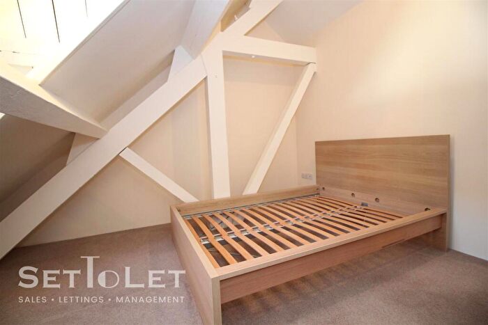 2 Bedroom Apartment To Rent In Queens Building, Queen Street, Leicester, LE1