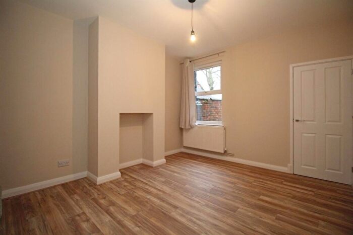 2 Bedroom Detached House To Rent In Meadow Lane, Loughborough, LE11