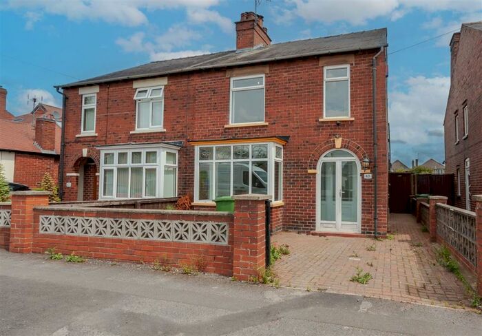3 Bedroom Semi-Detached House To Rent In Broadway, Ripley, DE5