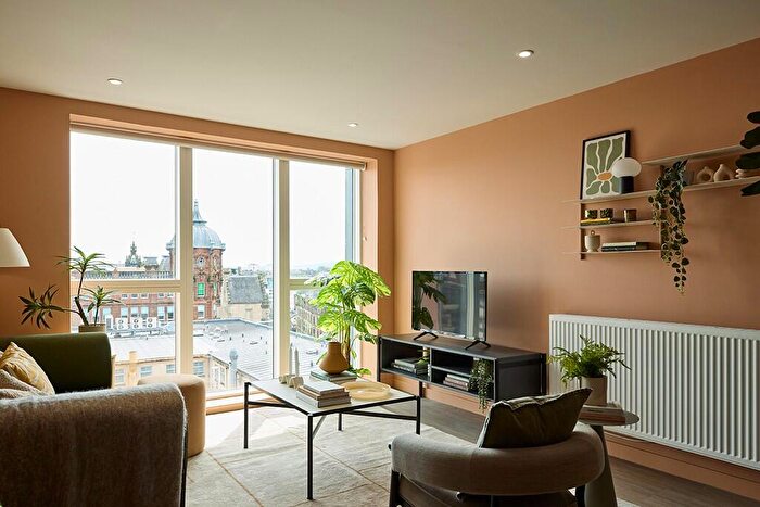 2 Bedroom Apartment To Rent In Candleriggs, Trongate, Glasgow, G1