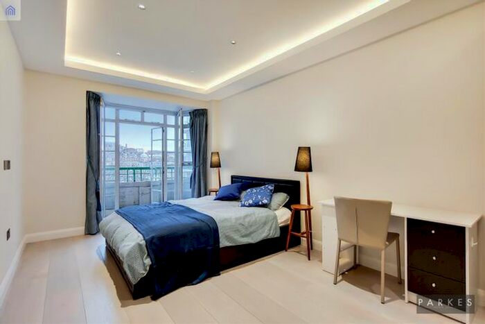 3 Bedroom Flat To Rent In Gloucester Place, London, NW1