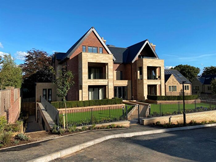 2 Bedroom Apartment To Rent In Dore Road, Dore, Sheffield, S17