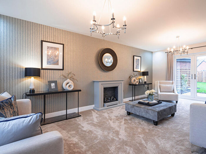 4 Bedroom Detached House For Sale In Redcar Road, Towcester, Northamptonshire, NN12