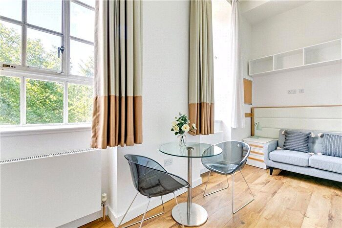 Apartment To Rent In Princess Beatrice House, Chelsea, London, SW10