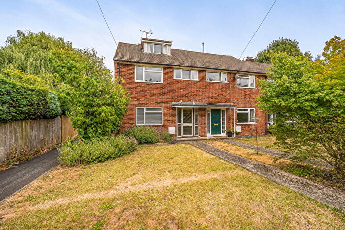 4 Bedroom End Of Terrace House For Sale In St. Mary's Close, Old Basing, RG24