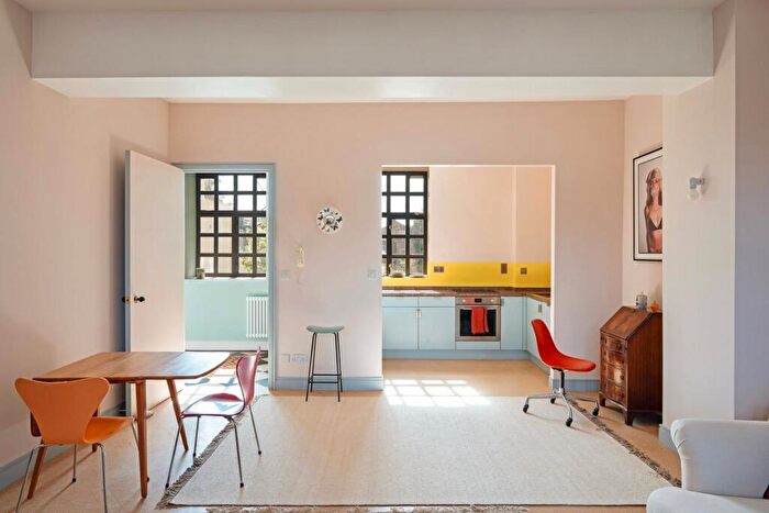1 Bedroom Flat For Sale In London, N7