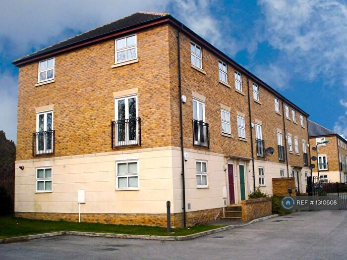 2 Bedroom Maisonette To Rent In Kirkwood Grove, Medbourne, MK5