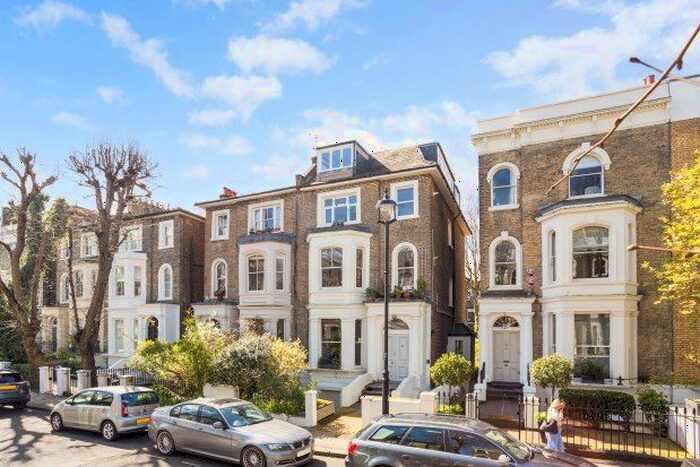 2 Bedroom Flat To Rent In Aldridge Road Villas, London, W11